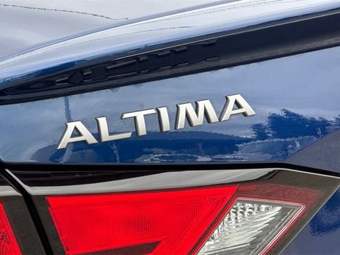 Certified 2023 Nissan Altima 2.0 SR image 28