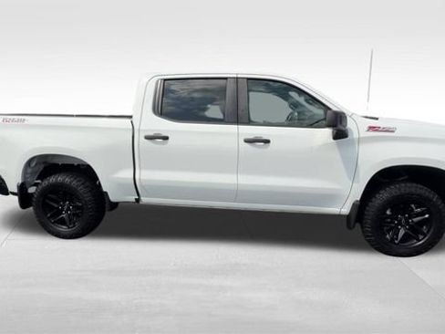 Certified 2020 Chevrolet Silverado 1500 Custom Trail Boss w/ Custom Convenience Package AWD/4WD image 8