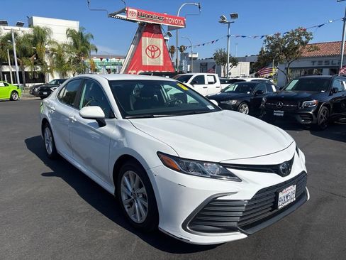 Used 2024 Toyota Camry LE FWD image 2