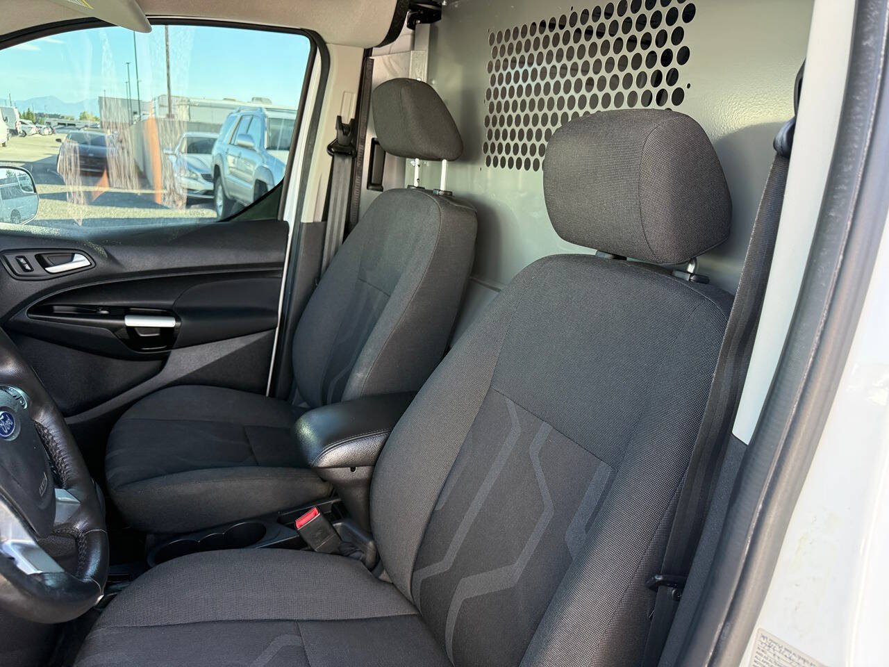 Used 2018 Ford Transit Connect XLT FWD image 15