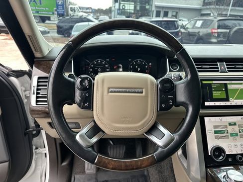 Used 2018 Land Rover Range Rover Long Wheelbase Supercharged image 28