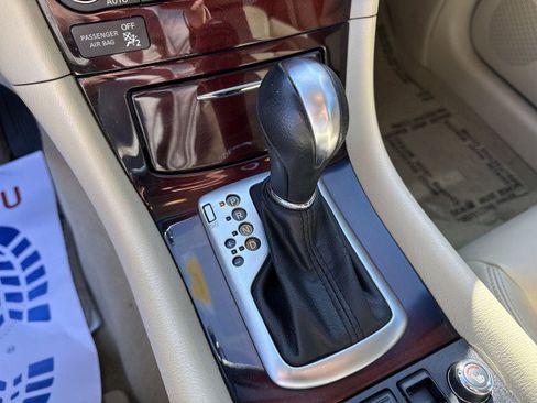 Used 2016 INFINITI QX50 AWD w/ Deluxe Touring Package image 21