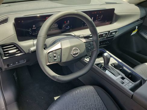 New 2026 Nissan Sentra SV w/ SV Convenience Package FWD image 21