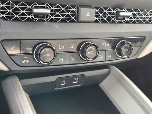 Used 2024 Honda Accord EX image 18