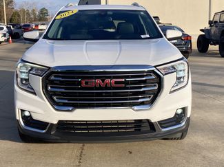 Used 2024 GMC Terrain SLT video 2