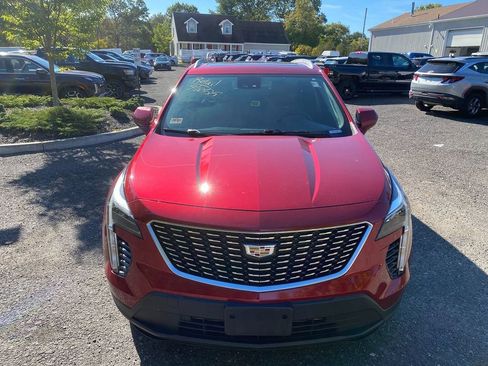 Used 2021 Cadillac XT4 Luxury w/ Cold Weather Package image 3
