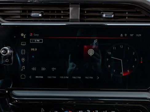 Used 2024 GMC Sierra 2500 AT4X AWD/4WD image 25