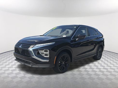 Used 2024 Mitsubishi Eclipse Cross LE AWD/4WD image 3