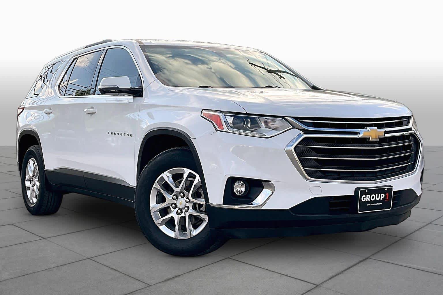 Used 2018 Chevrolet Traverse LT FWD image 3