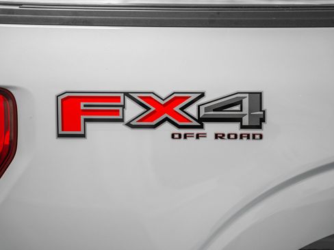 Certified 2021 Ford F150 Lariat w/ Equipment Group 502A High image 26