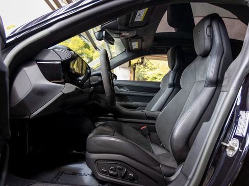 Used 2023 Porsche Taycan GTS w/ Premium Package (P6U) image 24