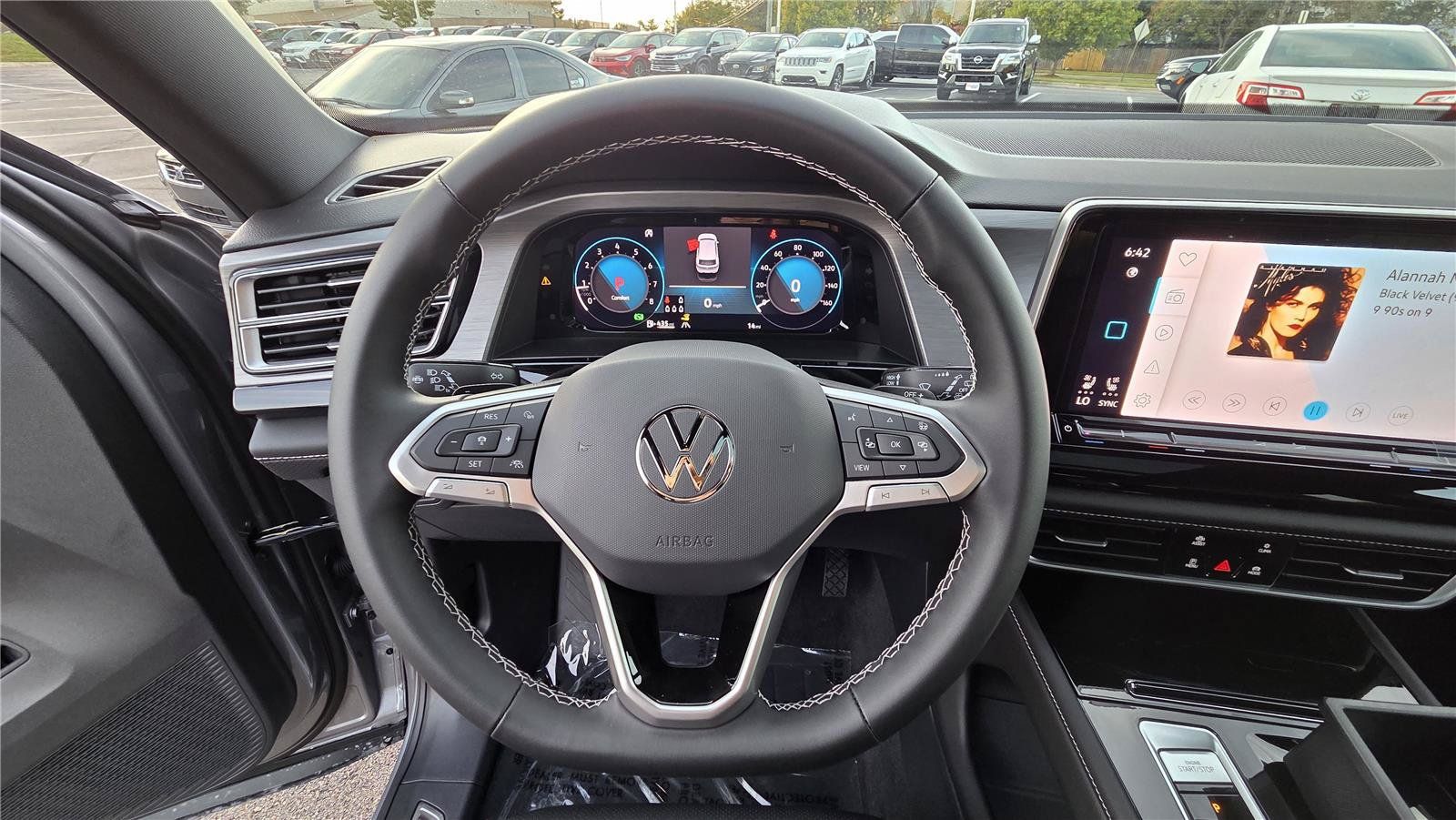 New 2026 Volkswagen Atlas Cross Sport SE AWD/4WD image 17