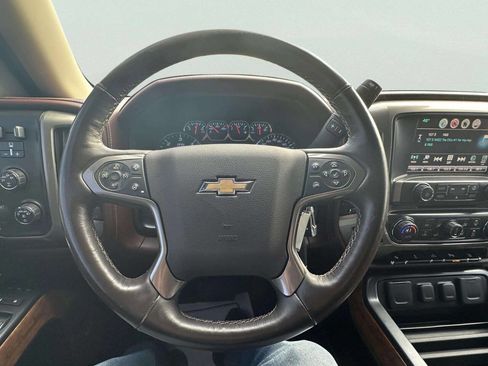 Used 2014 Chevrolet Silverado 1500 High Country w/ High Country Premium Package image 19