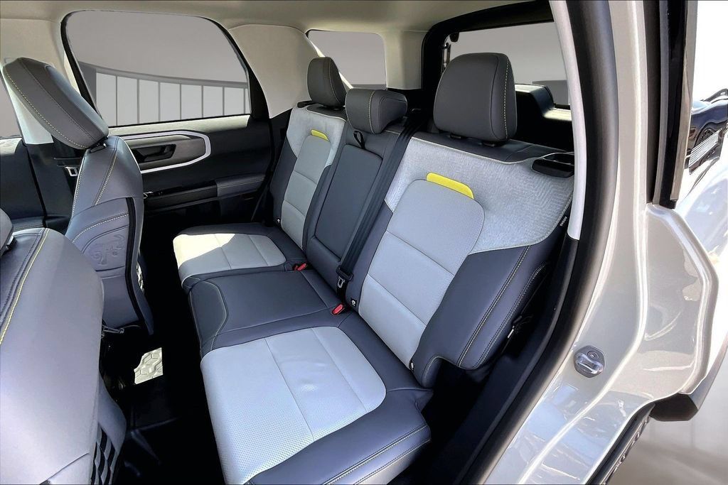 Used 2025 Ford Bronco Sport Badlands w/ Sasquatch Badlands Package AWD/4WD image 20