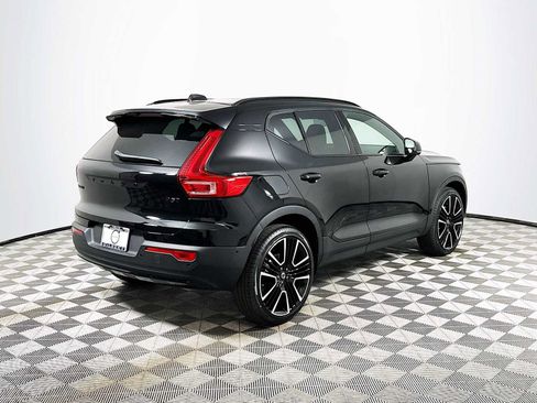 New 2026 Volvo XC40 B5 Ultra w/ Protection Package Premier AWD/4WD image 7