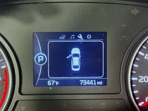 Used 2018 Kia Optima LX w/ 17" Alloy Wheels Package FWD image 15