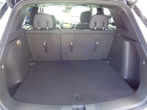 Used 2023 Chevrolet TrailBlazer RS w/ Sun and Liftgate Package image 11