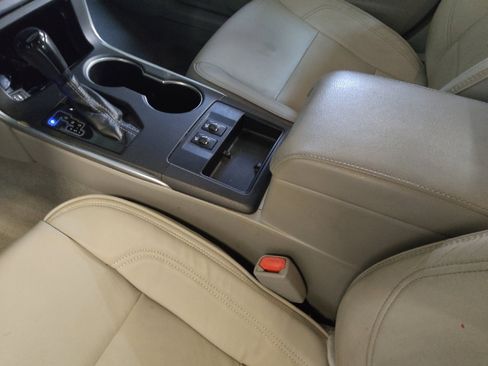 Used 2016 Toyota Camry XLE FWD image 26