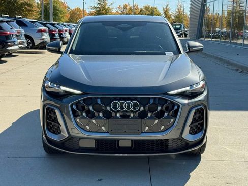 New 2025 Audi Q5 Prestige image 9