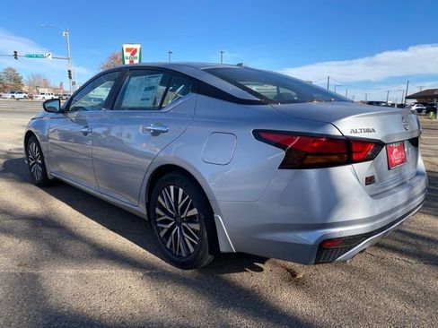 New 2025 Nissan Altima 2.5 SV w/ SV Premium Package image 3