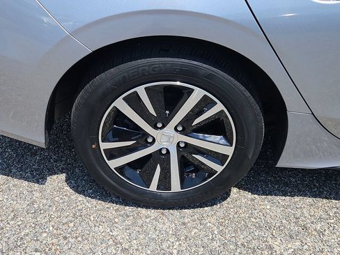 Certified 2024 Honda Civic LX image 9