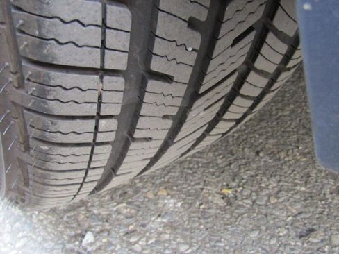 Used 2024 BMW 330e xDrive image 30