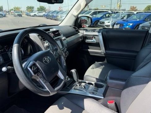Used 2018 Toyota 4Runner SR5 Premium AWD/4WD image 15