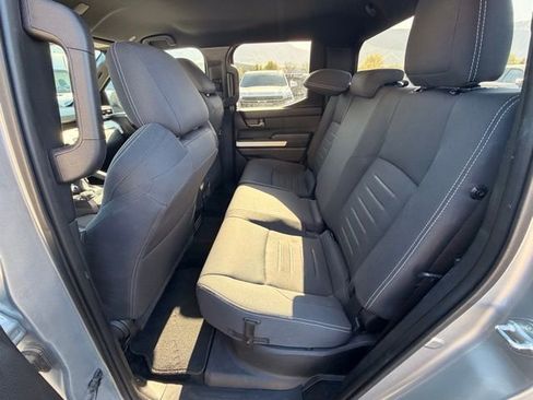 Used 2024 Toyota Tacoma TRD Off-Road image 9