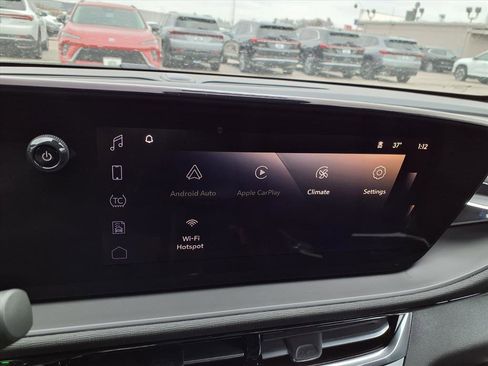 New 2026 Buick Envista Sport Touring image 2