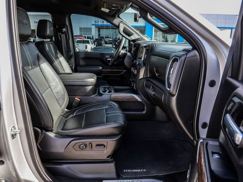 Used 2023 Chevrolet Silverado 2500 High Country image 14