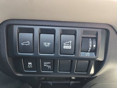 Used 2021 Subaru Ascent Touring w/ Popular Package #2A AWD/4WD image 21