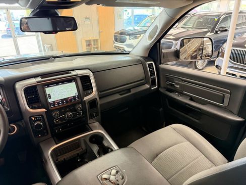 Used 2023 RAM 1500 Classic SLT w/ Trailer & Traction Group AWD/4WD image 13