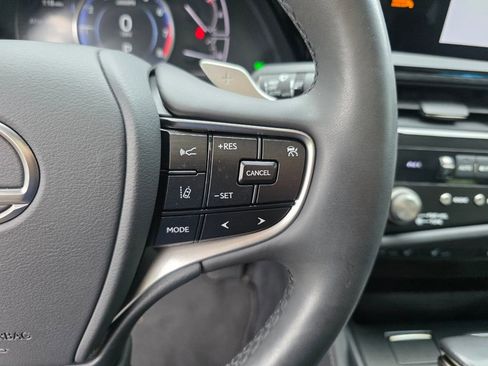 Used 2024 Lexus ES 350 w/ Premium Package FWD image 20