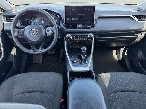 Used 2023 Toyota RAV4 XLE w/ Convenience Package image 10