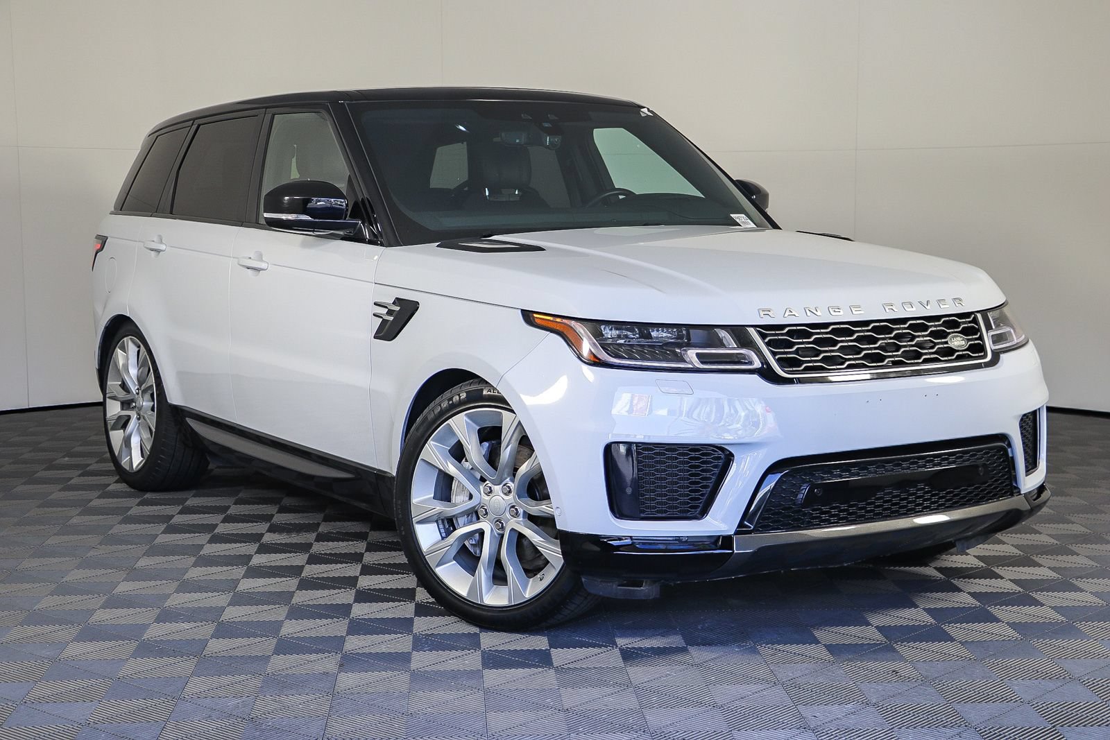 Used 2019 Land Rover Range Rover Sport HSE AWD/4WD image 1