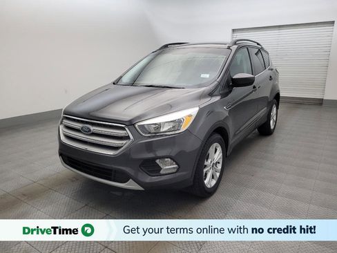 Used 2018 Ford Escape SE image 1