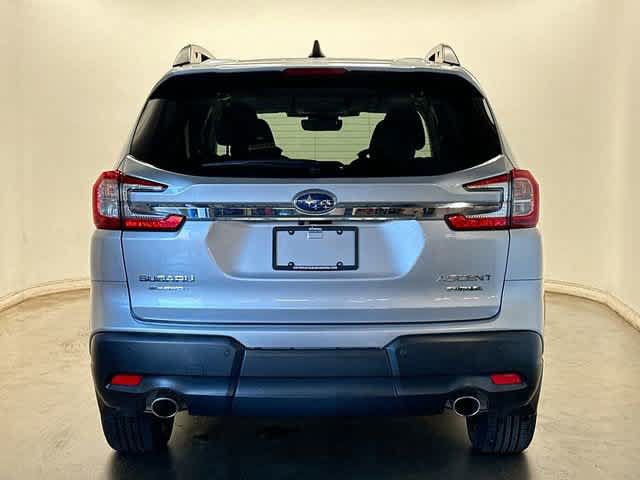 Used 2025 Subaru Ascent Limited AWD/4WD image 4
