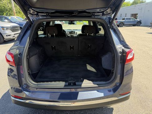 Used 2018 Chevrolet Equinox LT w/ Sun & Infotainment Package AWD/4WD image 24