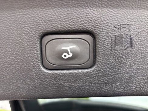 Used 2023 Ford Edge ST-Line AWD/4WD image 15