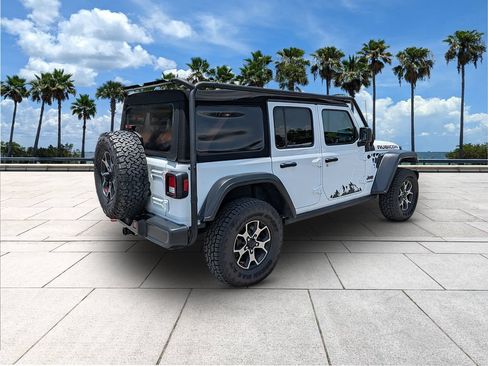 Used 2018 Jeep Wrangler Unlimited Rubicon AWD/4WD image 7