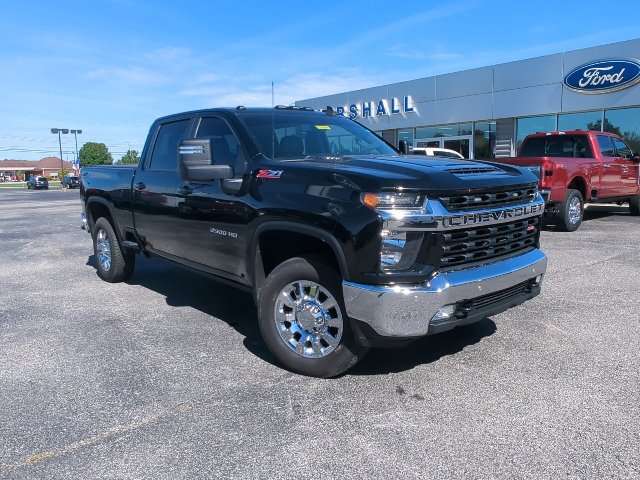 Used 2021 Chevrolet Silverado 2500 LT w/ All Star Edition AWD/4WD image 3