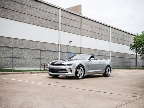 Used 2016 Chevrolet Camaro LT RWD image 61