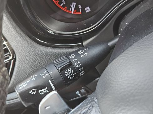 Used 2022 Dodge Durango GT RWD image 28