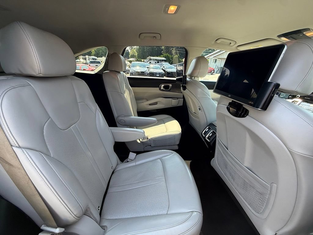 Used 2022 Kia Sorento S AWD/4WD image 19