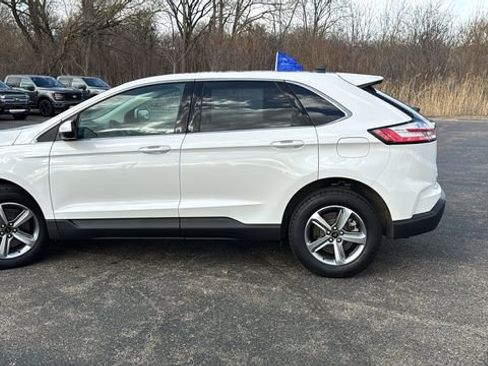 Certified 2024 Ford Edge SEL w/ Convenience Package image 5