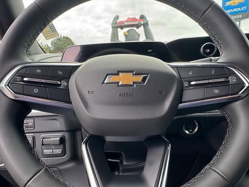 New 2026 Chevrolet Suburban LS AWD/4WD image 15