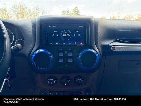 Used 2012 Jeep Wrangler Unlimited Sahara w/ Dual Top Group AWD/4WD image 21