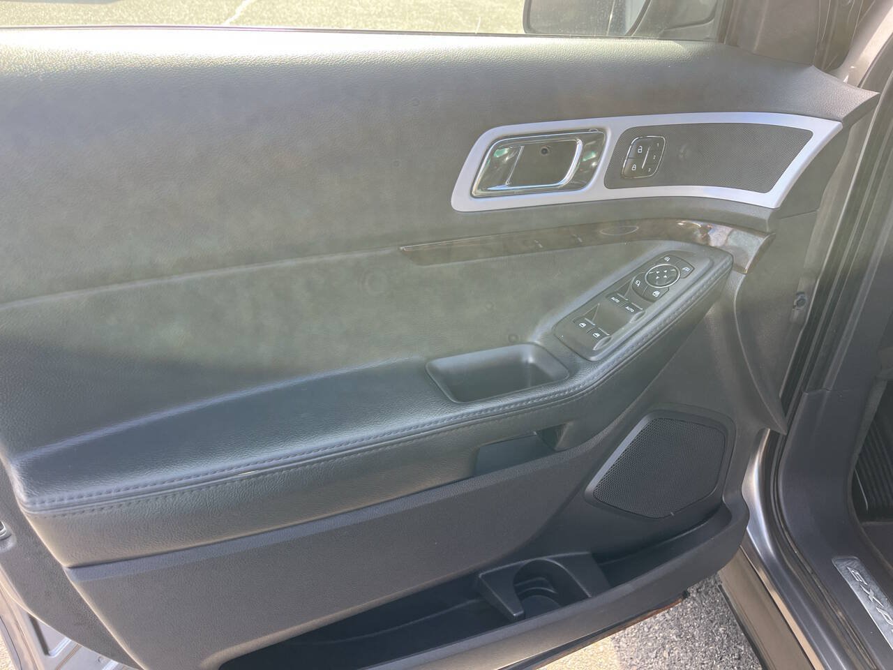 Used 2012 Ford Explorer Limited AWD/4WD image 15