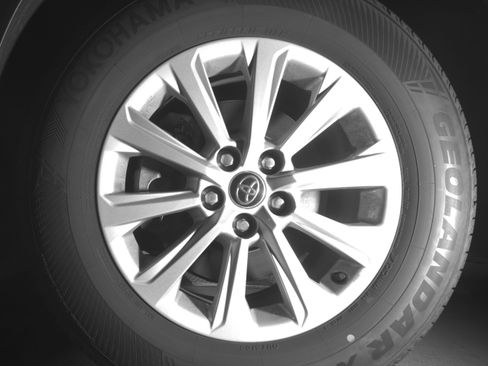 Used 2024 Toyota Grand Highlander image 12