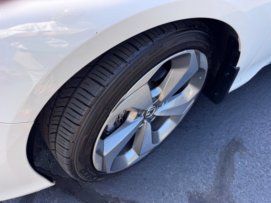 Used 2018 Honda Accord Touring image 36